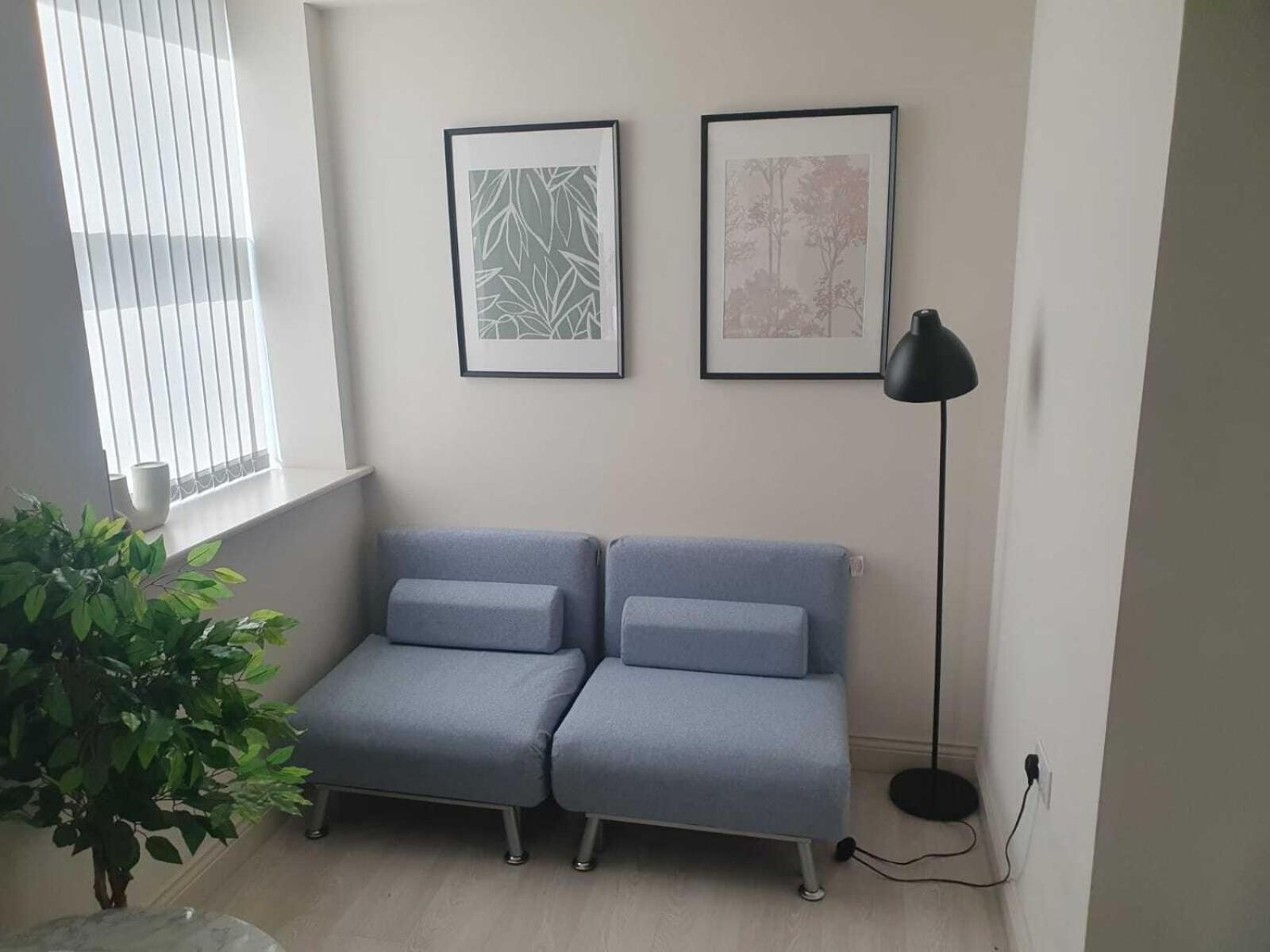 King Bed Premium Leeds (West Yorkshire)